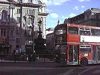 P29-Picadilly.jpg (16576 bytes)